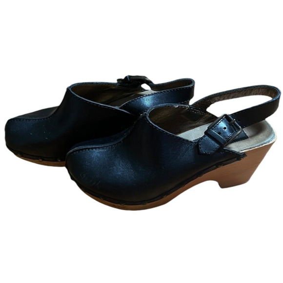 Dolce & Gabanna Black Leather Clogs Wood Size 37 US 6.5 - Picture 1 of 8